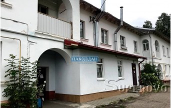 Продам 2-комнатную квартиру в Барановичах под перевод в нежилое помещение