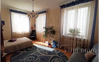 Продам 3-комнатную квартиру в Барановичах площадь Ленина